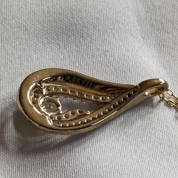 Teardrop pendant necklace - Picture 10 of 14